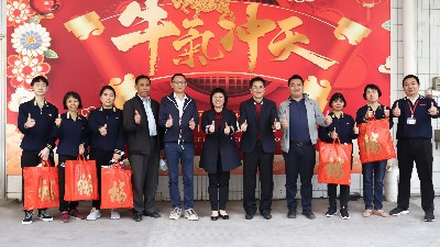 心系職工送溫暖，新春慰問暖人心