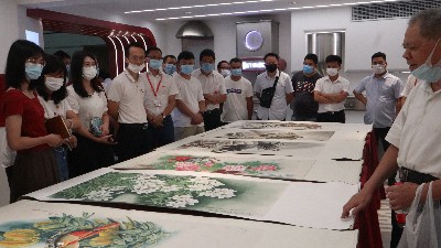 Ag亞洲集團喜迎畫展，慶賀建黨周年