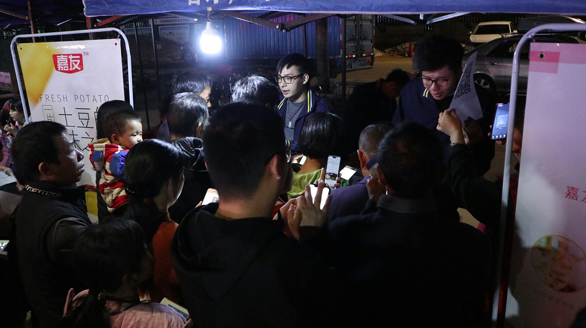 Ag亞洲集團西南社區(qū)愛心公益照片