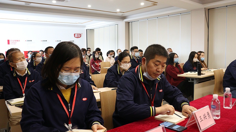 中共石碣鎮委黨校副校長蒞臨Ag亞洲集團食品指導黨建工作 (3)