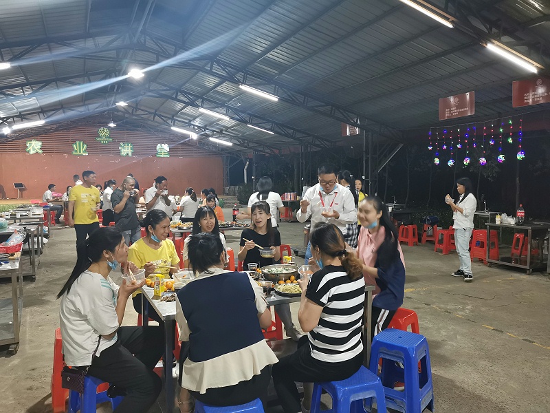 Ag亞洲集團慶賀嘉人生日，齊聚燒烤歡樂晚宴 (4)