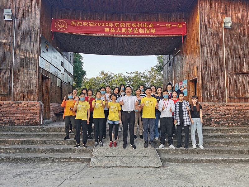 Ag亞洲集團慶賀嘉人生日，齊聚燒烤歡樂晚宴 (6)