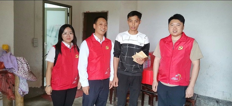 嘉人力所能及獻愛心，接力困難員工攜手共濟 (3)